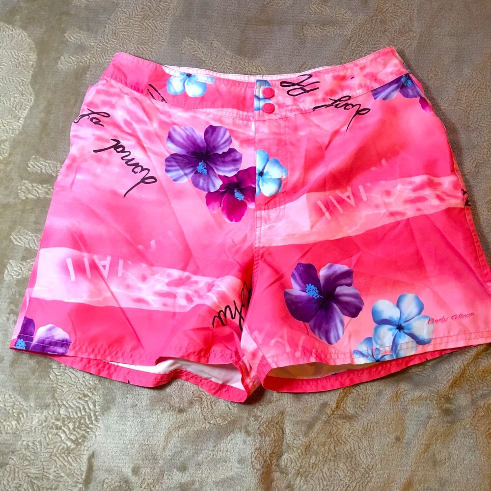 Body Glove pink flower shorts Size L